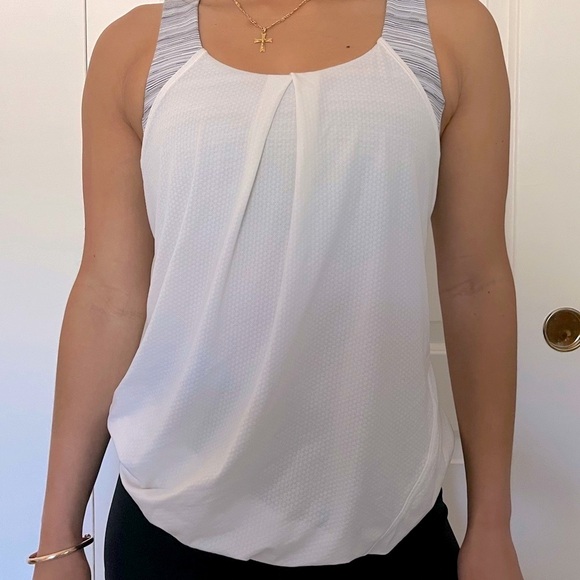 Lululemon Exercise Tank Top - Picture 2 of 6